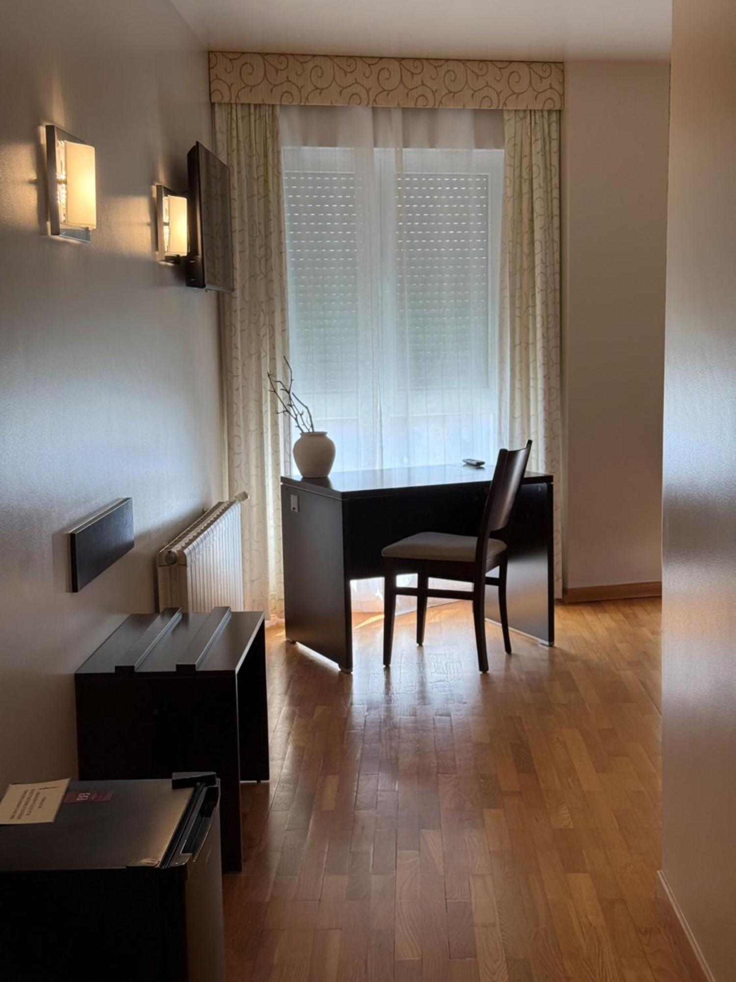 Hotel Bouza Ribadeo Luaran gambar