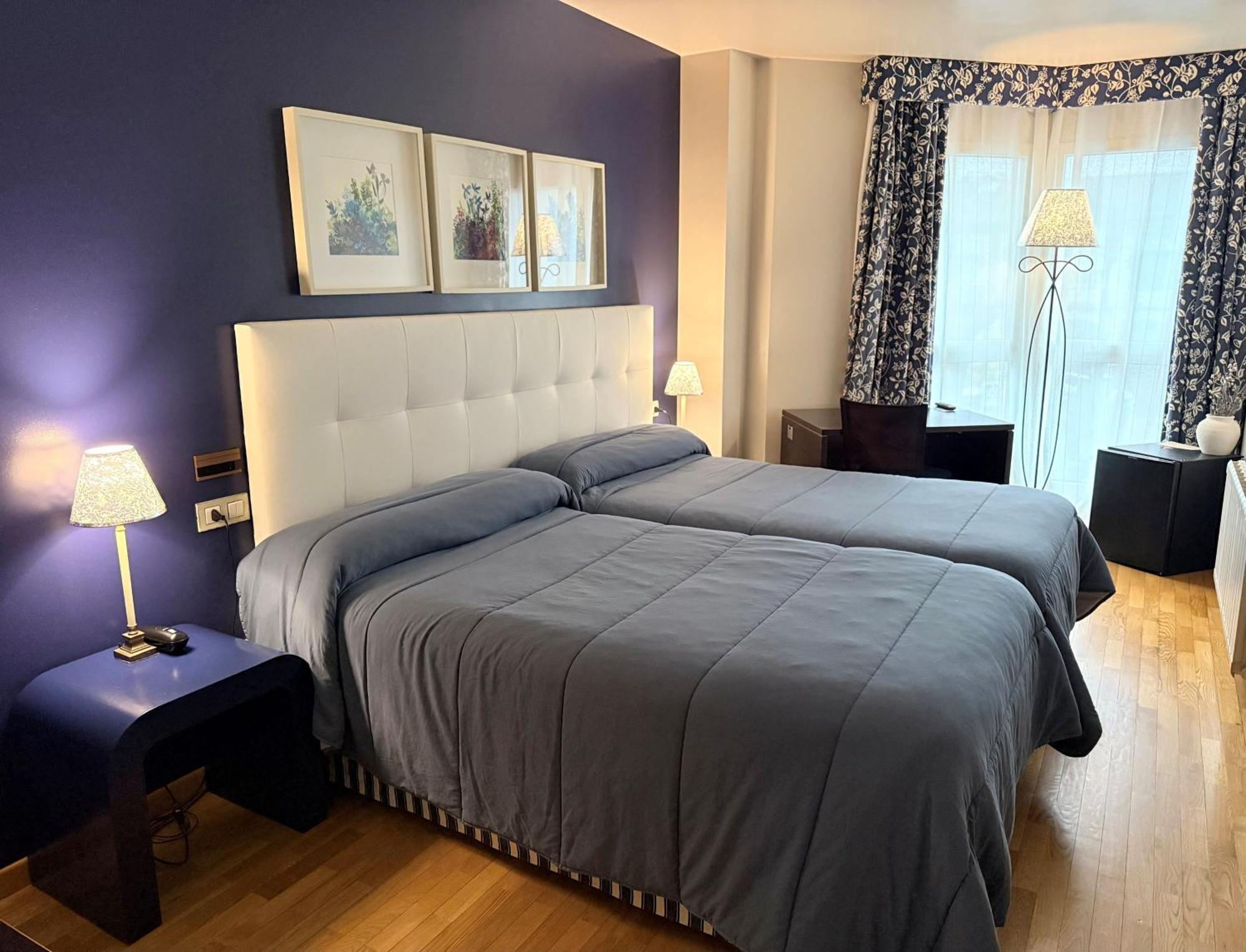 Hotel Bouza Ribadeo Luaran gambar